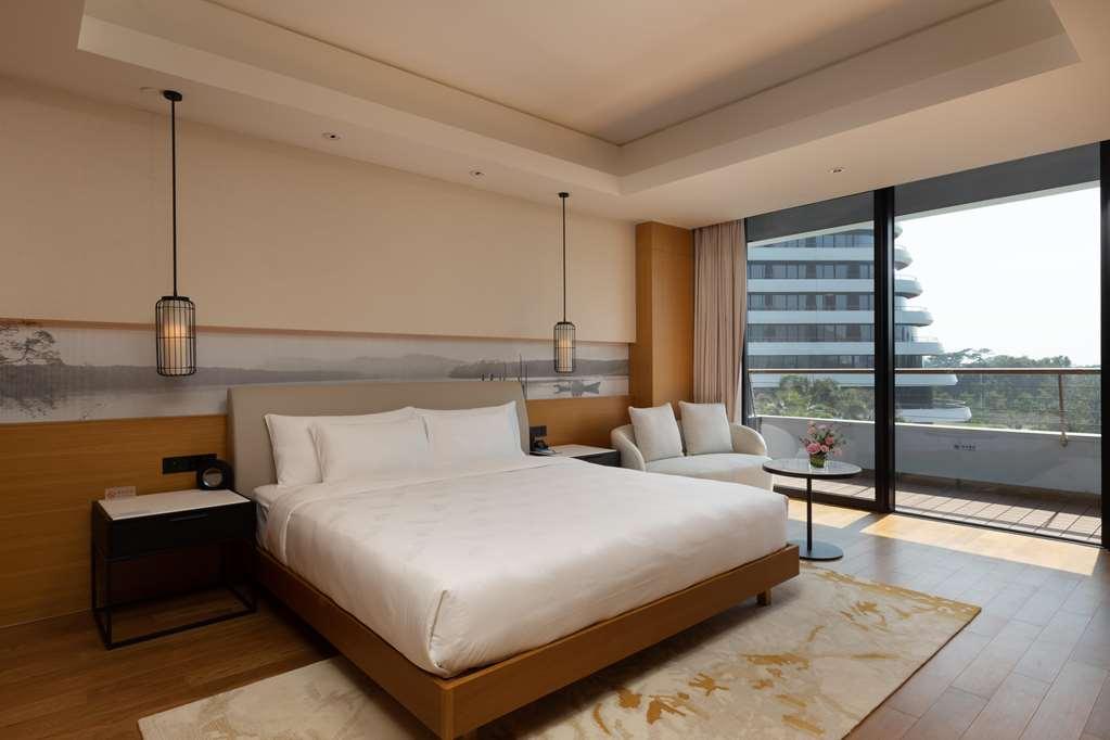 Ln Garden Hotel Nansha Cantão Quarto foto